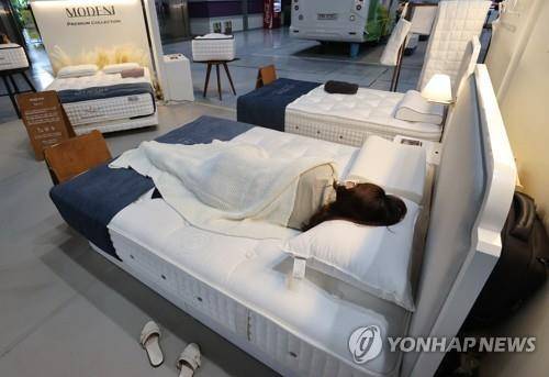 침대가 전시된 국제 수면·건강 박람회 ※ 기사와 직접 관련 없는 사진입니다. [연합뉴스 자료사진]