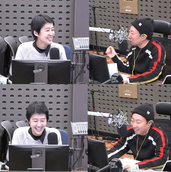 왼쪽부터 모델 겸 가수 홍진경, 개그맨 겸 가수 박명수. (KBS2 쿨FM 박명수의 라디오쇼 캡처)