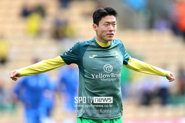 ▲ 유럽축구 이적시장 전문가 파브리지오 로마노는 6일(한국시간) "튀르키예 알라냐스포르가 황의조 임대와 관련해 노팅엄과 협상에 합의했다"며 "기간은 이번 시즌이 끝날 때까지 유효하며 완전 이적 옵션은 포함하지 않았다"고 전했다.