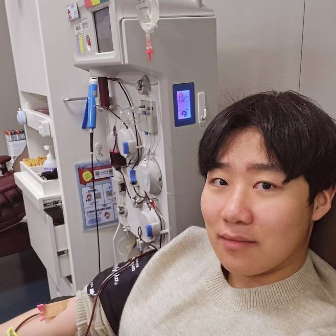 서울 서대문을 예비후보 이규인 국민의힘 법사정책자문위원이 헌혈하는 모습. /본인 제공