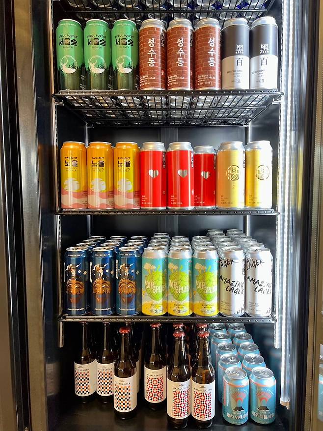크래프톤의 캔맥주 냉장고/사진=크래프톤 제공