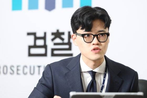 임동민 검사가 지난 2일 서울 서초구 서울중앙지검에서 중앙일보와 인터뷰하고 있다. 우상조 기자