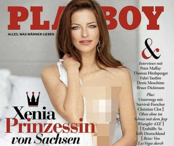 독일 공주 혈통인 제니아 플로렌스 가브리엘라 소피 아이리스(37·이하 제니아)가 왕실 최초로 성인 화보를 찍었다. 플레이보이 캡처