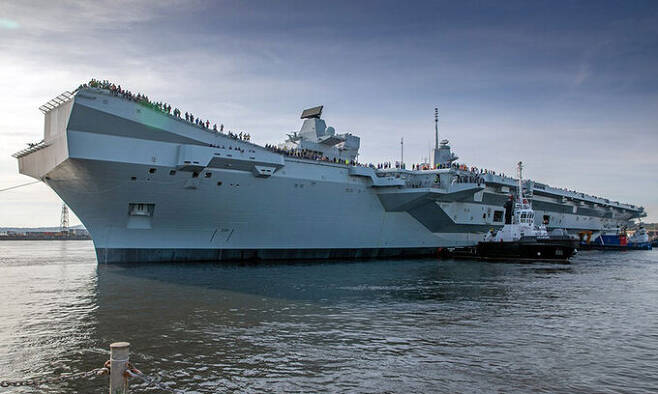 영국 항모 'HMS 프린스 오브 웨일스'호. EPA연합뉴스