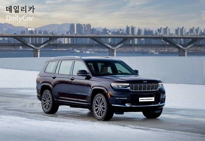 그랜드 체로키 L 엠버 펄 코트(Ember Pearl Coat)