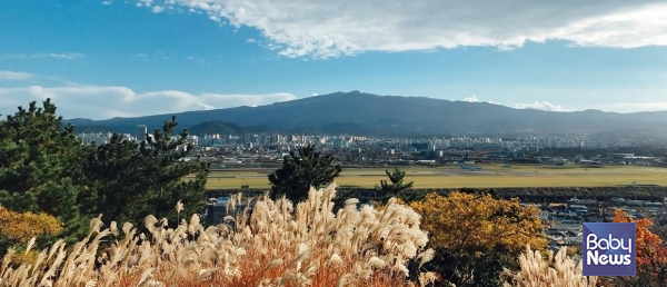 도두봉 정상 전경. ⓒ비짓제주