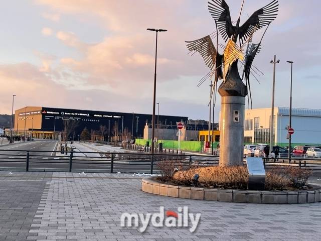 하치노헤역 앞에 위치한 프리블레이즈 홈경기장 '플랫하치노헤'/이지혜 기자