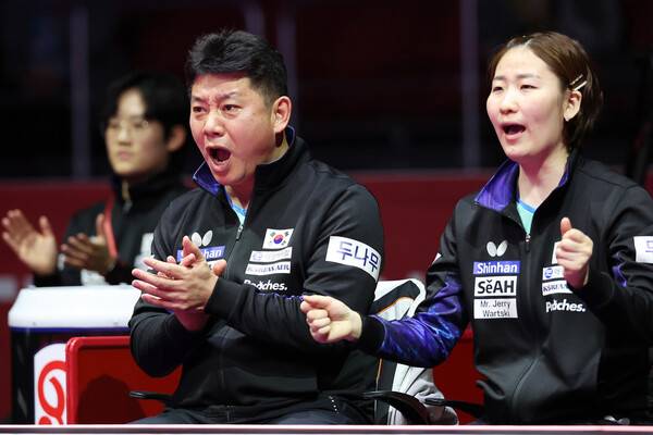 여자탁구대표팀의 오광헌 감독과 이은혜 선수. 조직위 제공