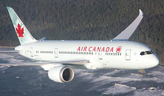 캐나다 최대 항공사인 에어캐나다는 자사 웹사이트의 생성형 인공지능(AI) 챗봇이 안내한 정보에 책임을 지고 그대로 항공료를 할인해 줬다. (사진=지디넷)