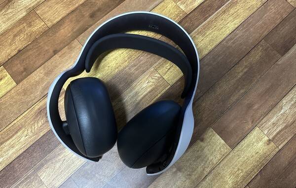 - 이어패드 내구성은 다소 아쉽습니다