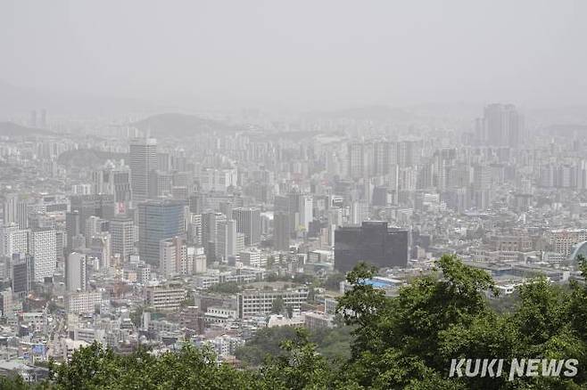 미세먼지 농도가 '매우 나쁨'을 기록한 서울 도심. 쿠키뉴스 자료사진