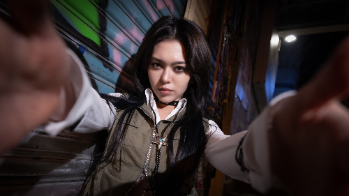 가수 알렉사의 미국 신곡이 마침내 베일을 벗는다. 사진=지비레이블