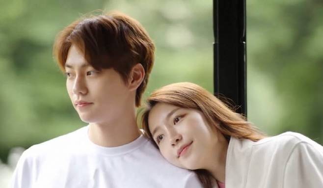 연예인 못지 않은 인기와 인지도를 얻은 티빙 '환승연애2' 커플 정현규(좌), 성해은/사진=티빙