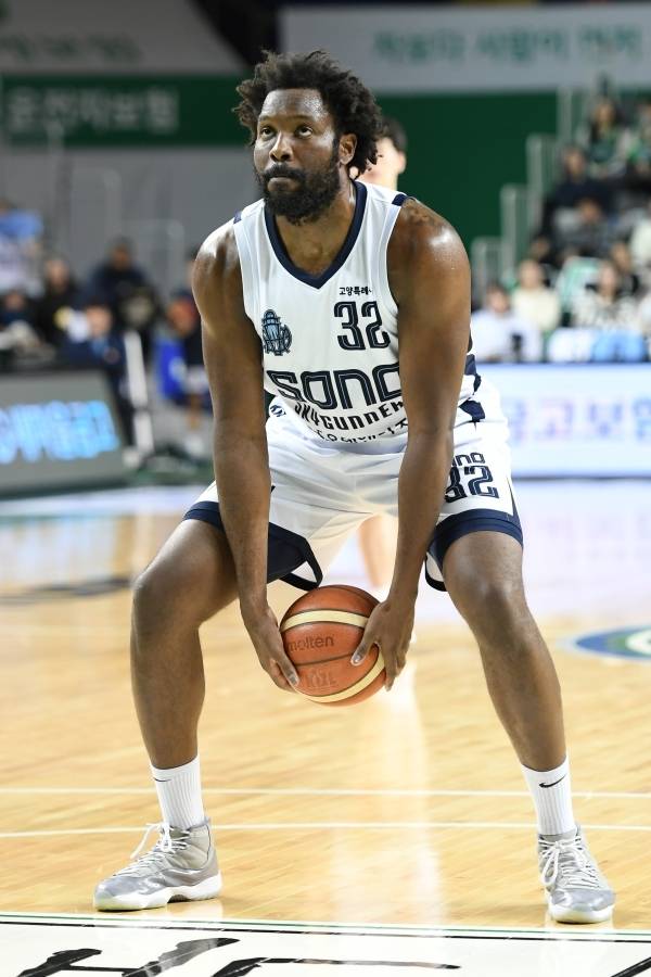 고양 소노에 갑자기 좋지 못한 소식이 연달아 전해졌다. 사진=KBL 제공