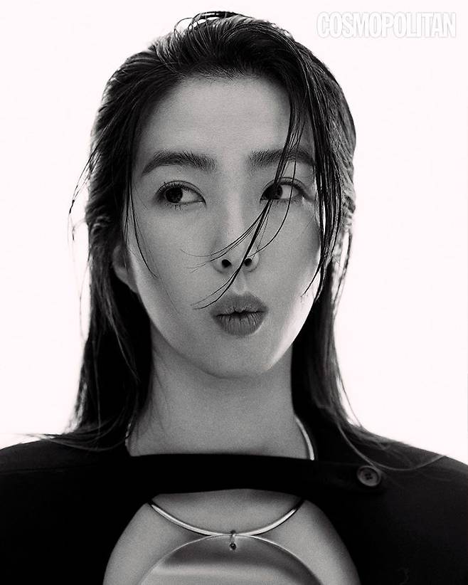 드레스, 목걸이 모두 가격미정 꾸레쥬.