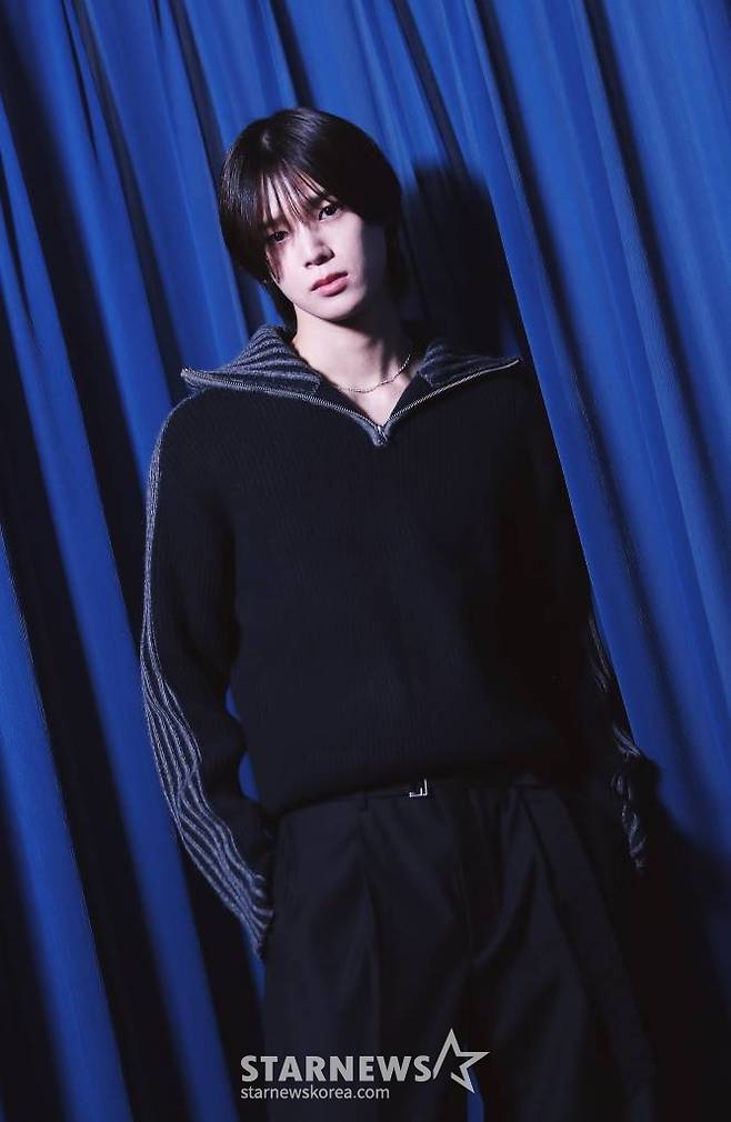 그룹 앤팀(&TEAM) 케이가 서울 종로구 스타뉴스 사옥에서 진행된 '2023 아시아 아티스트 어워즈 인 필리핀'(2023 Asia Artist Awards IN THE PHILIPPINES, 이하 2023 AAA) 수상 인터뷰에 앞서 포즈를 취하고 있다. /사진=김창현