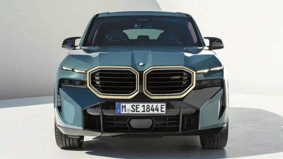 디자인 부문에서 최고 상을 수상한 BMW XM, 야간 환경에서 빛을 발한 조명 기술도 가치를 높였다. 성능 부문에서도 2위를 차지하며 고성능 모델로의 자존심도 지켰다. [사진 BMW]