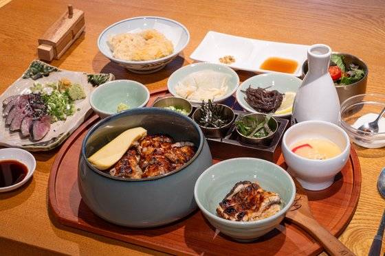 부산 북구 화명동의 '슌사이 쿠보'. 나고야식 민물장어덮밥 '히츠마부시'가 대표 메뉴다. 백종현 기자