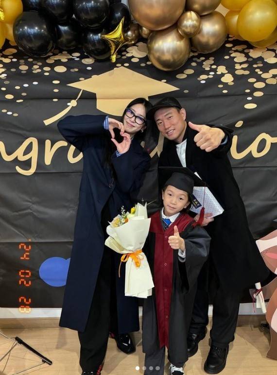 사진=개리와 아내, 아들 하오/개리 소셜미디어 캡처