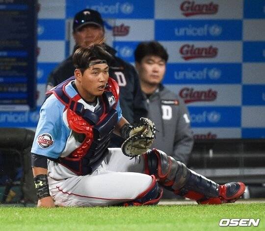 포수로서는 기대만큼 성장을 하지 못한 나균안