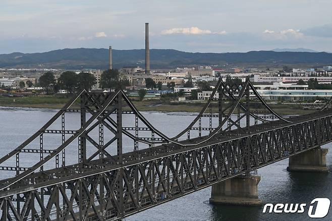 중국 랴오닝성 단둥시와 북한 신의주를 연결하는 '우정의다리'. 기사 내용과 무관. ⓒ AFP=뉴스1 ⓒ News1 김기성 기자