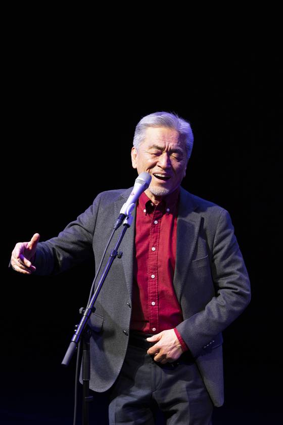 20년 동안 김대환 추모공연을 주최해온 가객 장사익. 최영재 기자