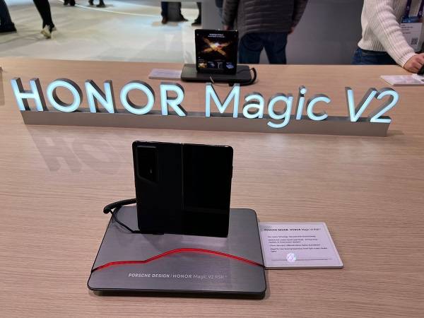 아너의 참전으로 스마트링 시장이 더 치열해질 것으로 보인다.[사진=뉴시스]