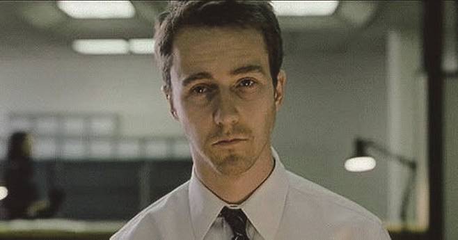 영화 속 주인공은 자신보다 더 아픈 사람들을 보고 위안을 느낀다.[사진=더스쿠프 포토]