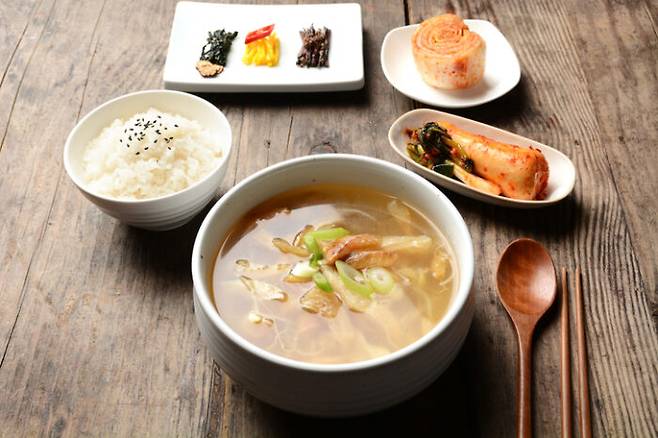 식약처는 올해부터 매년 3월 3일을 '삼삼데이'로 지정하고 시범 운영을 시작해 2025년부터 본격적으로 운영하겠다고 밝혔다. [사진=게티이미지뱅크]