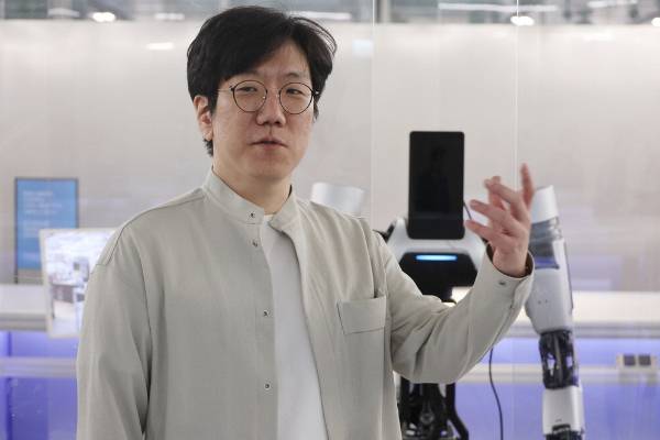 Hyperscale AI Technology at Naver Cloud‘s Head Nako Sung. [Photo by Lee Seung-hwan]