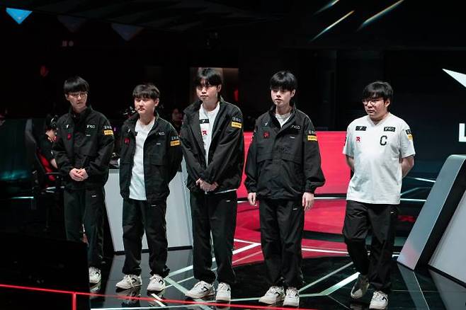 KT롤스터 선수단. LCK