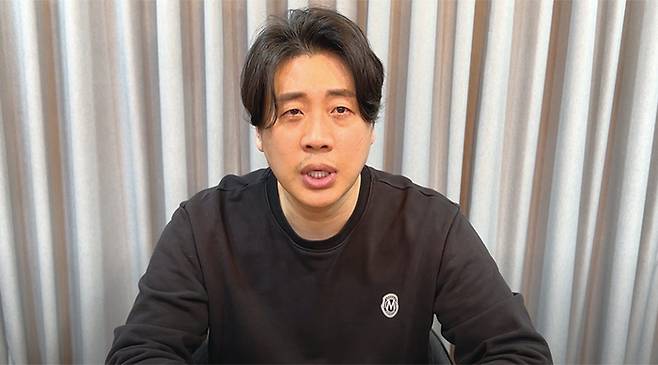 장사의 신 유튜브는 자영업자를 대상으로 한 컨설팅으로 높은 인기를 끌었다. 그러나 각종 의혹에 제대로 해명하지 못하며 현재 논란에 휩싸였다. (장사의 신 유튜브 화면 갈무리)