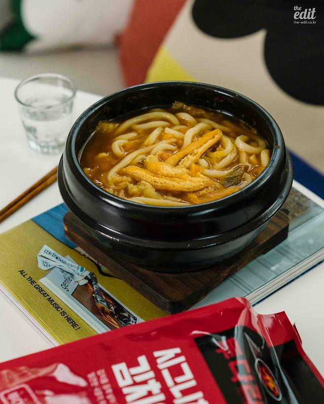 투다리 김치 우동 밀키트