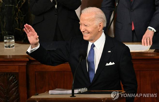 국정연설하는 바이든 미 대통령   조 바이든 미국 대통령이 지난 7일(현지시간) 워싱턴 DC 국회의사당에서 임기 마지막 국정 연설을 하고 있다. [AFP 연합뉴스 자료사진. 재배포 및 DB 금지]