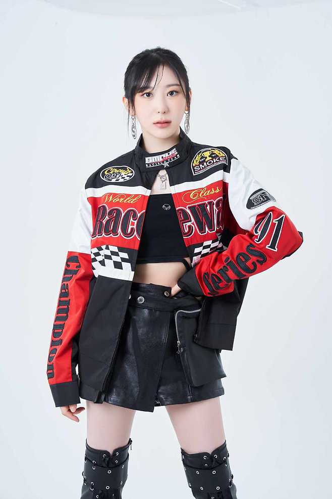 이채연