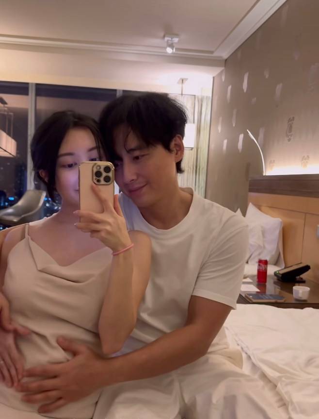 이지훈, 아야네 (출처: 인스타그램)