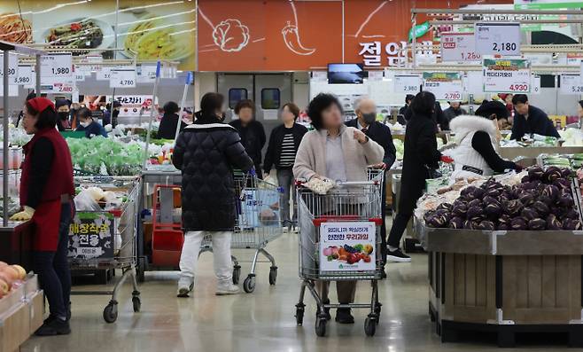 세계 식량 가격이 7개월 연속 떨어졌다. 사진은 서울시내 한 대형마트. /사진=뉴시스