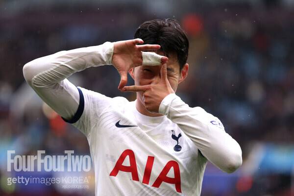 사진=게티이미지.&nbsp;토트넘 훗스퍼는 10일 오후 10시(한국시간) 영국 버밍엄에 위치한 빌라 파크에서 열린 2023-24시즌 프리미어리그(PL) 28라운드에서 아스톤 빌라에 4-0 승리를 거뒀다. 승점 3점을 추가한 토트넘은 리그 5위(승점53)를 유지했다. 4위 아스톤 빌라(승점55)보다 한 경기 덜 치른 가운데 승점 2점 차로 격차를 좁혔다.&nbsp;