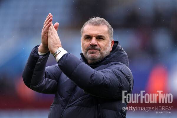 사진=게티이미지.&nbsp;토트넘 훗스퍼는 10일 오후 10시(한국시간) 영국 버밍엄에 위치한 빌라 파크에서 열린 2023-24시즌 프리미어리그(PL) 28라운드에서 아스톤 빌라에 4-0 승리를 거뒀다. 승점 3점을 추가한 토트넘은 리그 5위(승점53)를 유지했다. 4위 아스톤 빌라(승점55)보다 한 경기 덜 치른 가운데 승점 2점 차로 격차를 좁혔다.&nbsp;