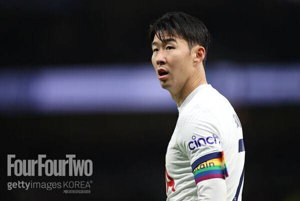 사진=게티이미지.&nbsp;토트넘 훗스퍼는 10일 오후 10시(한국시간) 영국 버밍엄에 위치한 빌라 파크에서 열린 2023-24시즌 프리미어리그(PL) 28라운드에서 아스톤 빌라에 4-0 승리를 거뒀다. 승점 3점을 추가한 토트넘은 리그 5위(승점53)를 유지했다. 4위 아스톤 빌라(승점55)보다 한 경기 덜 치른 가운데 승점 2점 차로 격차를 좁혔다.&nbsp;