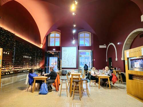 포르투갈 와인협회 테이스팅룸.