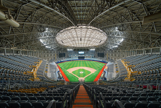 The newly revamped Gocheok Sky Dome in Guro District, western Seoul. The Seoul Metropolitan Government said on Tuesday the domed baseball stadium has been refurbished ahead of Korea's first-ever opening of the MLB regular season on March 20 and 21. [SEOUL METROPOLITAN GOVERNMENT]