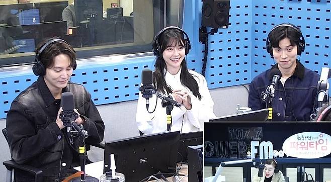 사진=왼쪽부터 배우 주원, 권나라, 유인수/SBS 파워FM ‘최화정의 파워타임’ 캡처