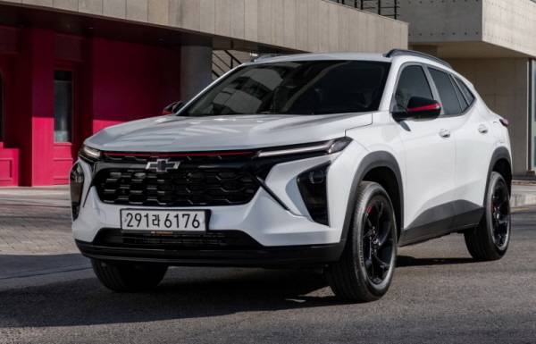 “연지곤지 찍었다”…쉐보레, ‘2025년형 트랙스 크로스오버’ 출시 [사진제공=한국지엠]