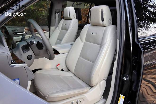 캐딜락, 에스컬레이드 ESV