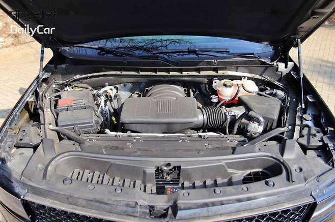 캐딜락, 에스컬레이드 ESV