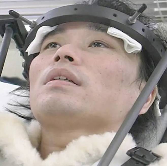 사고 이후 치료 중인 강원래. [사진출처=강원래 인스타그램]