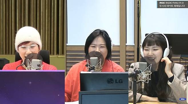 사진=왼쪽부터 재재, 옥상달빛 박세진, 김윤주/MBC FM4U ‘두시의 데이트 재재입니다’ 캡처