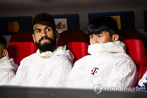 김민재가 공식전 3경기 연속 선발 제외될 가능성이 높아졌다. 평소 후한 평가를 내리던 통계매체에서도 김민재가 다름슈터트전서 벤치에 앉을 거라고 전망했다. 연합뉴스