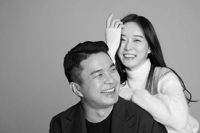 정준(왼쪽)과 김유지